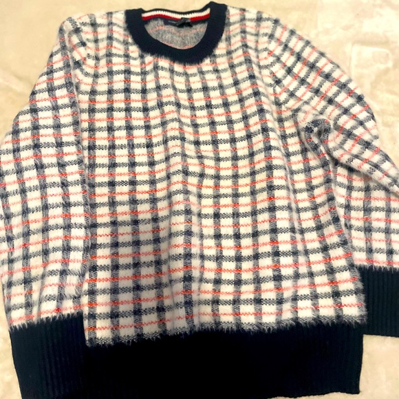 Tommy Hilfiger plaid sweater size XL - Picture 2 of 5